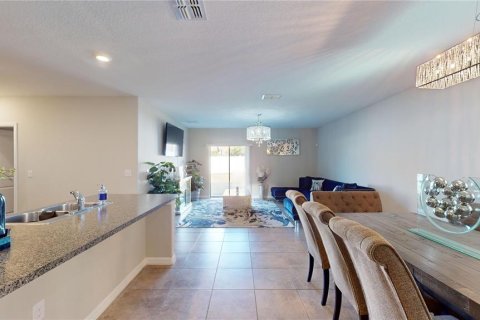 House in Wimauma, Florida 6 bedrooms, 242.85 sq.m. № 1555277 - photo 7