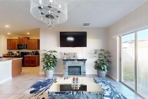 House in Wimauma, Florida 6 bedrooms, 242.85 sq.m. № 1555277 - photo 10