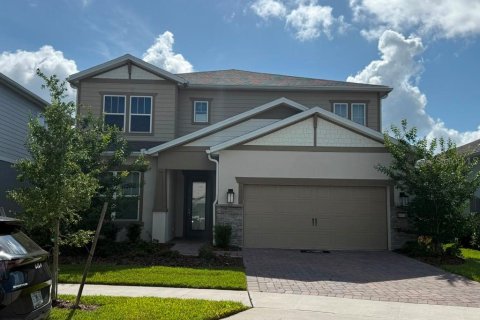 Casa en Orlando, Florida 5 dormitorios, 330.82 m2 № 2200559