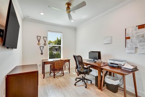 House in Bradenton, Florida 3 bedrooms, 178.37 sq.m. № 2114939 - photo 16