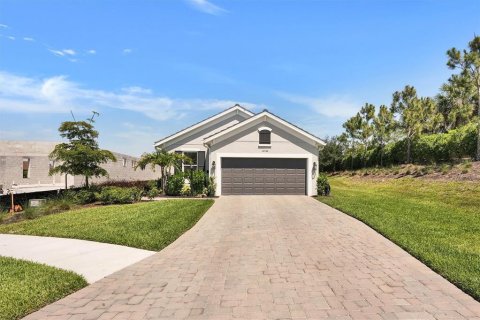 House in Bradenton, Florida 3 bedrooms, 178.37 sq.m. № 2114939 - photo 4