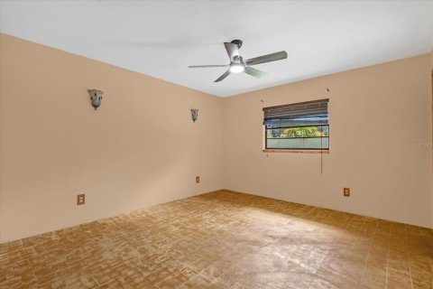 Villa ou maison à vendre à Winter Haven, Floride: 3 chambres, 159.42 m2 № 2419539 - photo 16