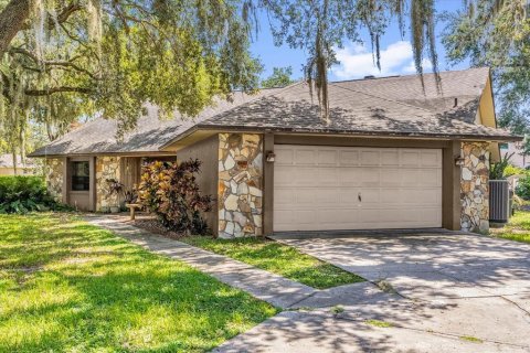 Villa ou maison à vendre à Winter Haven, Floride: 3 chambres, 159.42 m2 № 2419539 - photo 2