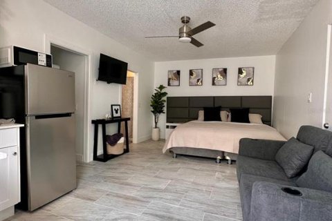 House in Kissimmee, Florida 1 bedroom, 52.03 sq.m. № 2351531