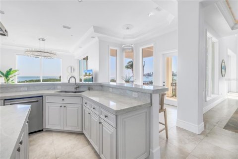 Купить виллу или дом в Сарасота, Флорида 14 комнат, 513.94м2, № 1542352 - фото 24