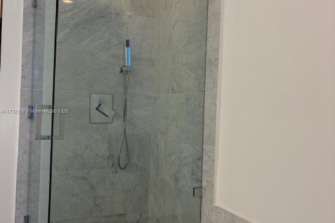 Condominio en venta en Miami, Florida, 2 dormitorios, 107.02 m2 № 2014071 - foto 24