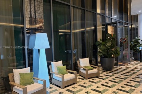 Condominio en venta en Miami, Florida, 2 dormitorios, 107.02 m2 № 2014071 - foto 9