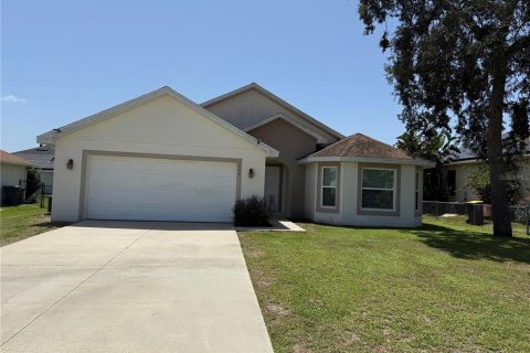 House in Kissimmee, Florida 4 bedrooms, 171.78 sq.m. № 1850046 - photo 3