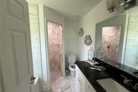 House in Kissimmee, Florida 4 bedrooms, 171.78 sq.m. № 1850046 - photo 11