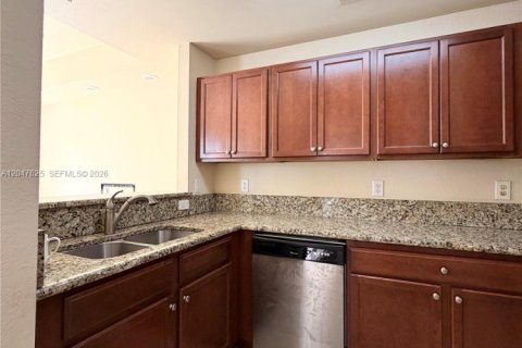 Copropriété à vendre à Doral, Floride: 3 chambres, 121.52 m2 № 2273543 - photo 14