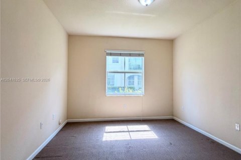 Copropriété à vendre à Doral, Floride: 3 chambres, 121.52 m2 № 2273543 - photo 19