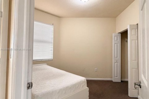 Copropriété à vendre à Doral, Floride: 3 chambres, 121.52 m2 № 2273543 - photo 23