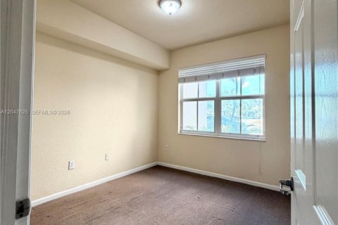 Copropriété à vendre à Doral, Floride: 3 chambres, 121.52 m2 № 2273543 - photo 25