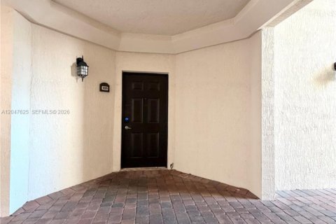 Copropriété à vendre à Doral, Floride: 3 chambres, 121.52 m2 № 2273543 - photo 29