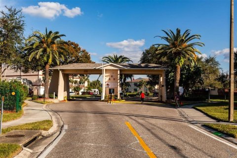 Condo à Saint Petersburg, Floride, 1 chambre  № 2399309