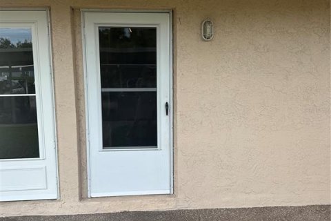 Copropriété à vendre à Saint Petersburg, Floride: 1 chambre, 73.39 m2 № 2399309 - photo 3