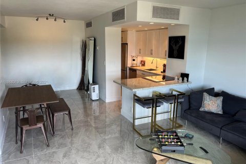 Condo à Miami, Floride, 1 chambre  № 2029529