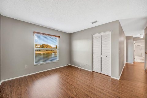 House in Brandon, Florida 3 bedrooms, 212.28 sq.m. № 2152113 - photo 27