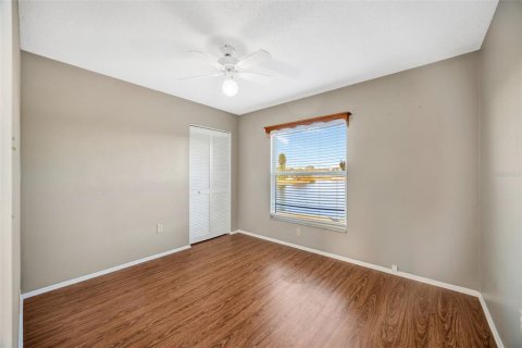 House in Brandon, Florida 3 bedrooms, 212.28 sq.m. № 2152113 - photo 20