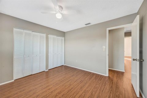 House in Brandon, Florida 3 bedrooms, 212.28 sq.m. № 2152113 - photo 24