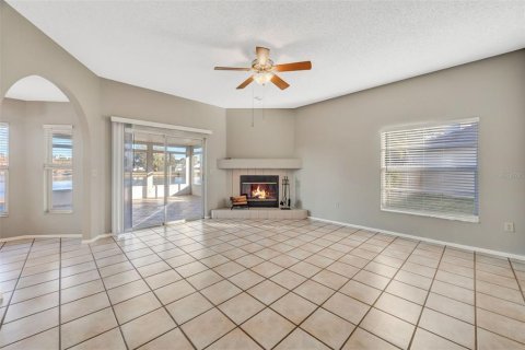 House in Brandon, Florida 3 bedrooms, 212.28 sq.m. № 2152113 - photo 10