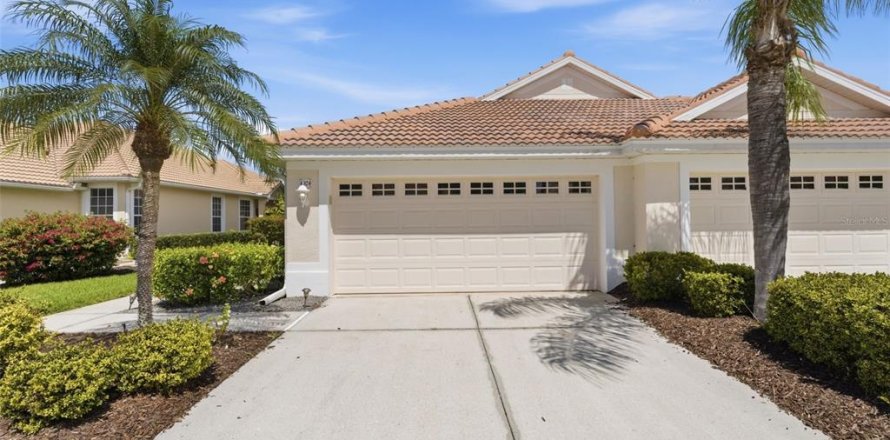 Villa ou maison à North Port, Floride 2 chambres, 153.94 m2 № 2313346