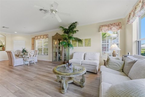 Villa ou maison à vendre à North Port, Floride: 2 chambres, 153.94 m2 № 2313346 - photo 3