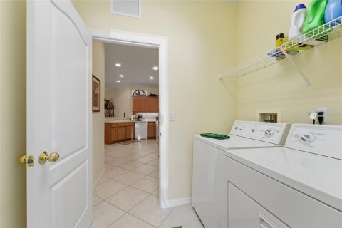 Villa ou maison à vendre à North Port, Floride: 2 chambres, 153.94 m2 № 2313346 - photo 21