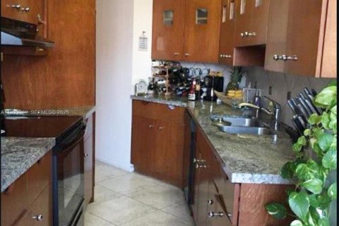 Condominio en alquiler en Aventura, Florida, 3 dormitorios, 132.76 m2 № 1982727 - foto 10