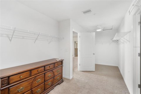 Casa en alquiler en Wesley Chapel, Florida, 4 dormitorios, 303.42 m2 № 1903016 - foto 18