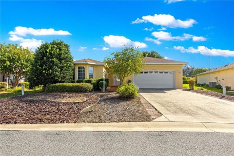 Casa en venta en Ocala, Florida, 3 dormitorios, 188.78 m2 № 1909583 - foto 1