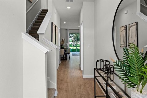Touwnhouse à vendre à Orlando, Floride: 3 chambres, 163.32 m2 № 2406446 - photo 6