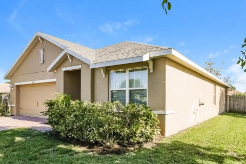 Casa en alquiler en Cape Coral, Florida, 3 dormitorios, 156.45 m2 № 1893755 - foto 3