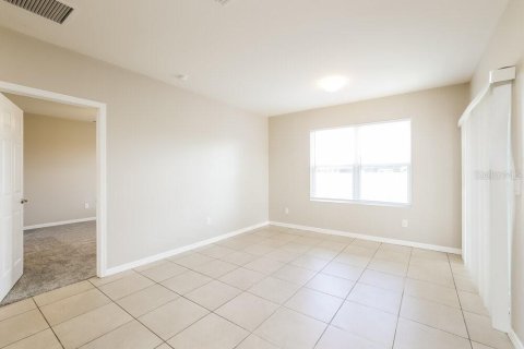 Casa en alquiler en Cape Coral, Florida, 3 dormitorios, 156.45 m2 № 1893755 - foto 4