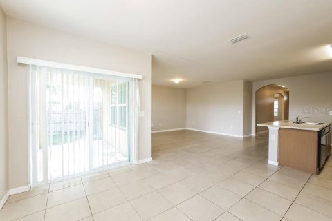 Casa en alquiler en Cape Coral, Florida, 3 dormitorios, 156.45 m2 № 1893755 - foto 7