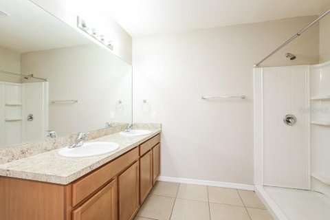 Casa en alquiler en Cape Coral, Florida, 3 dormitorios, 156.45 m2 № 1893755 - foto 12