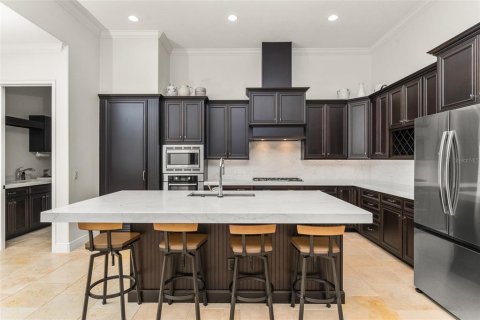House in Windermere, Florida 4 bedrooms, 283.26 sq.m. № 1803401 - photo 6