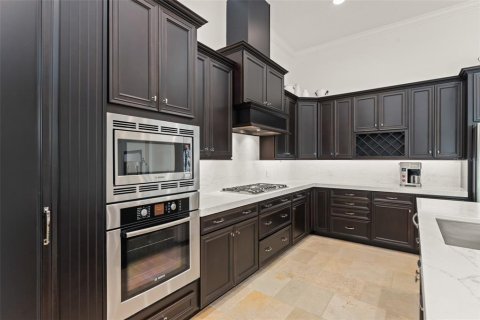 House in Windermere, Florida 4 bedrooms, 283.26 sq.m. № 1803401 - photo 13