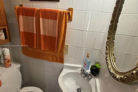 Купить кондоминиум в Хайалиа, Флорида 2 спальни, 87.33м2, № 1932246 - фото 7