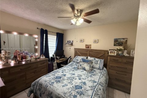 Купить кондоминиум в Хайалиа, Флорида 2 спальни, 87.33м2, № 1932246 - фото 9