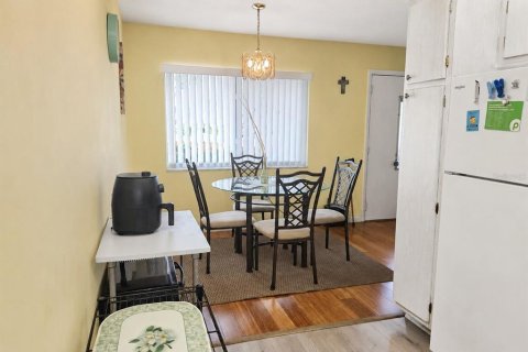 Copropriété à louer à Seminole, Floride: 2 chambres, 81.2 m2 № 2320831 - photo 5