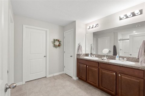 Casa en venta en Dover, Florida, 4 dormitorios, 178.19 m2 № 2410149 - foto 18