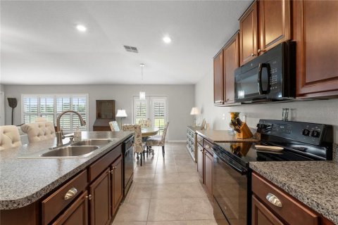 Casa en venta en Dover, Florida, 4 dormitorios, 178.19 m2 № 2410149 - foto 13