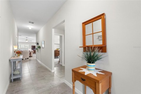 Casa en venta en Dover, Florida, 4 dormitorios, 178.19 m2 № 2410149 - foto 3
