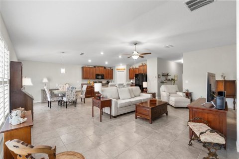Casa en venta en Dover, Florida, 4 dormitorios, 178.19 m2 № 2410149 - foto 7