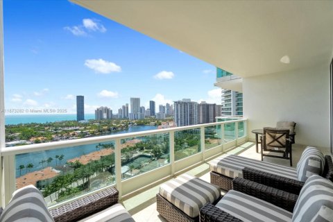 Condominio en venta en Aventura, Florida, 3 dormitorios, 313.45 m2 № 1980043 - foto 21