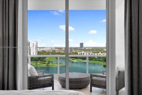 Condominio en venta en Aventura, Florida, 3 dormitorios, 313.45 m2 № 1980043 - foto 29