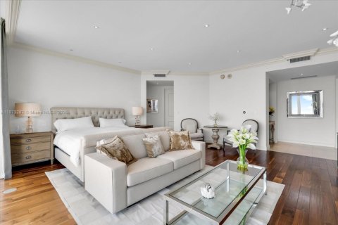 Condominio en venta en Aventura, Florida, 3 dormitorios, 313.45 m2 № 1980043 - foto 14