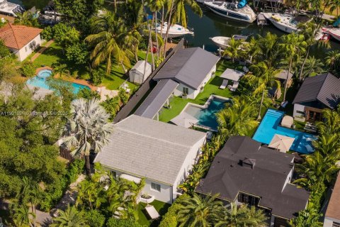 Купить виллу или дом в Майами, Флорида 3 спальни, 176.14м2, № 1954014 - фото 3