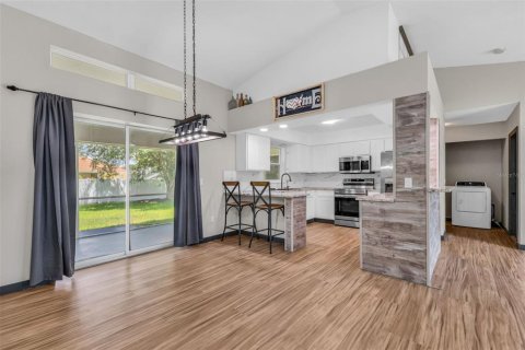 Villa ou maison à vendre à North Port, Floride: 3 chambres, 131.27 m2 № 1902267 - photo 7